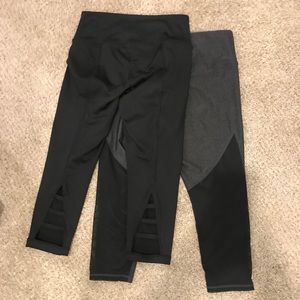 2 pairs Zella crop leggings